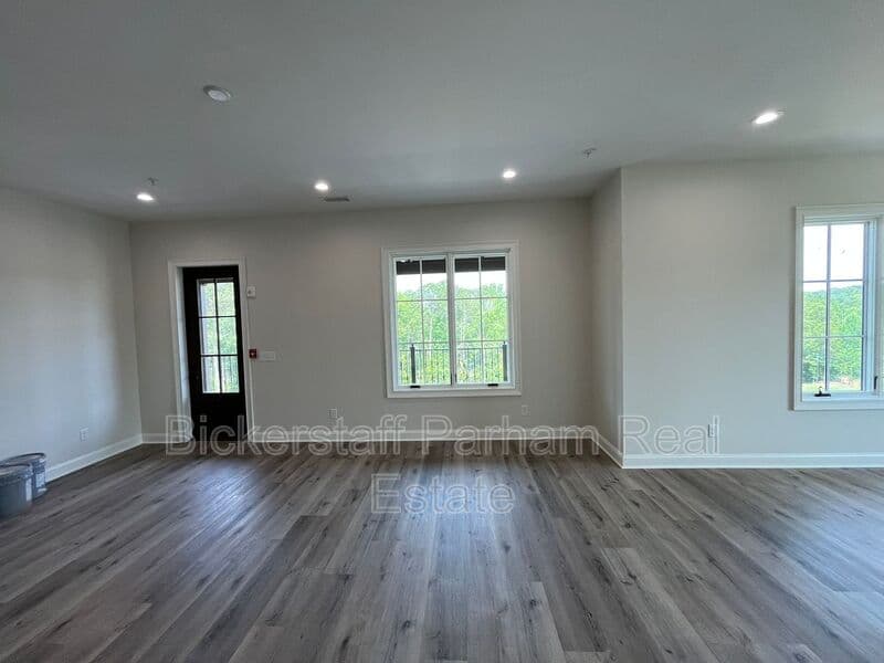 Columbus Condo: 6801 River Rd Building I