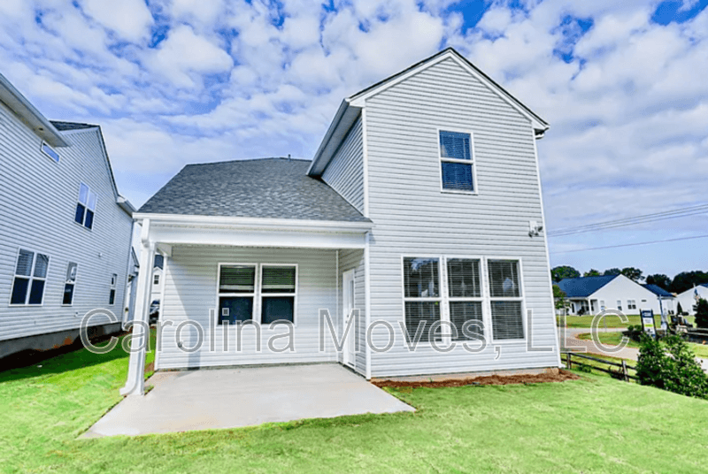 Boiling Springs House: 905 Bryden Lane
