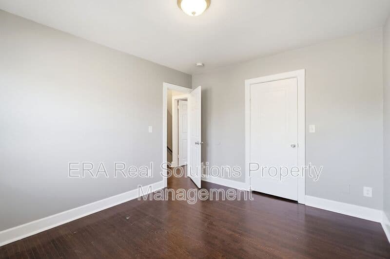 Columbus Townhome: 428 Columbian Ave