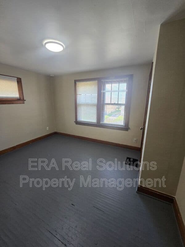 Columbus Condo: 52 N Ogden Rd
