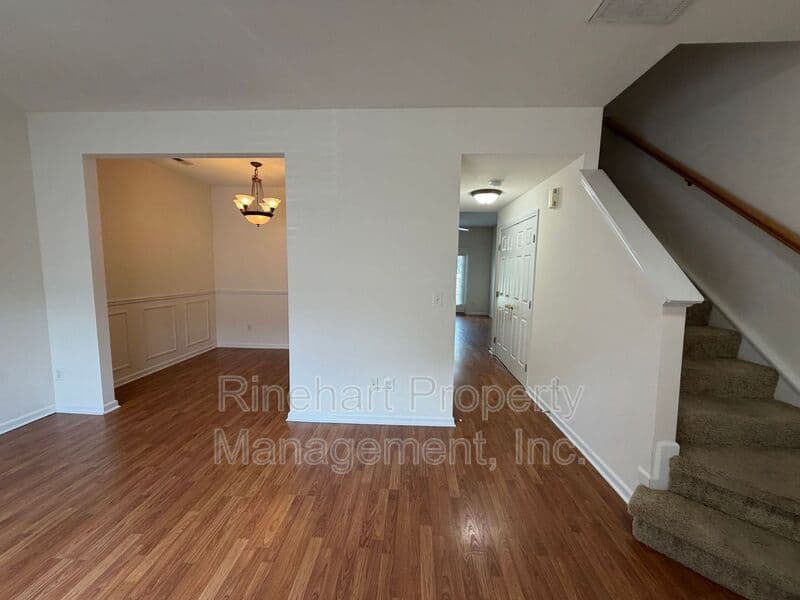Rock Hill House: 737 Atherton Way