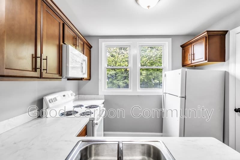 Buffalo Condo: 618 Elmwood Ave.