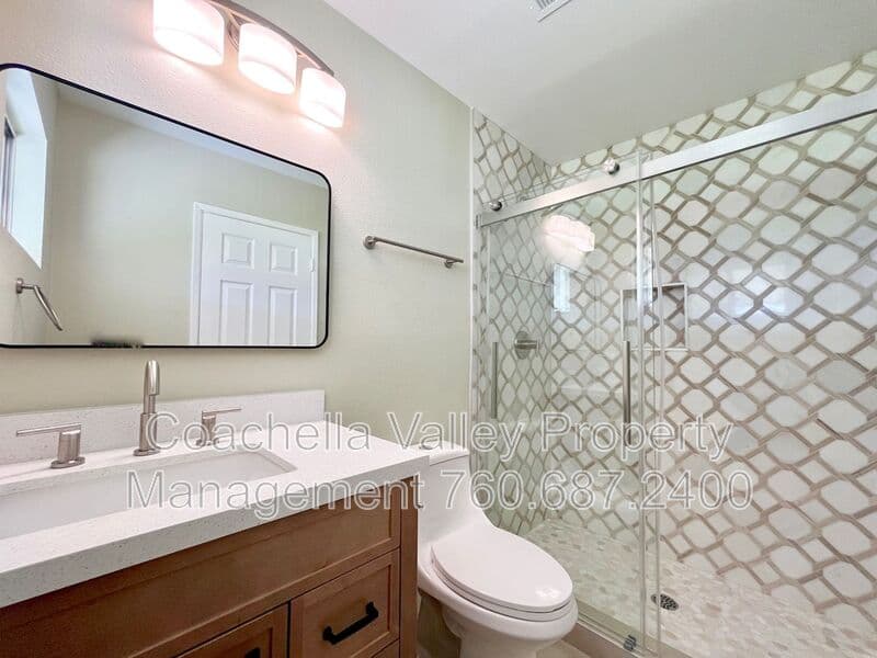 Palm Desert House: 76723 New York Ave