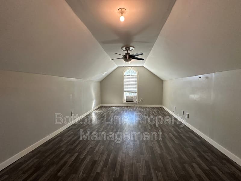 Fayetteville House: 7509 Shillinglaw Circle