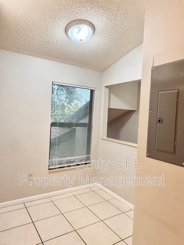 Orlando Condo: 3012 S Semoran Blvd