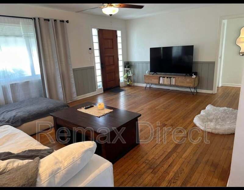 LAE WORTH House: 727 S M Street #1