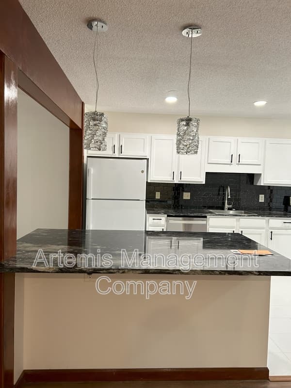 Jacksonville House: 12421 Bears Den Court