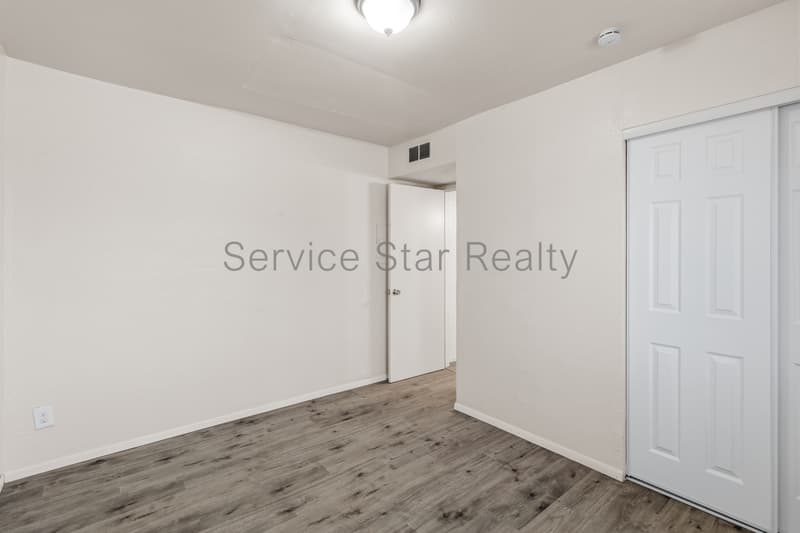 Phoenix Condo: 2222 E Pueblo Ave
