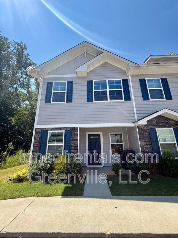 Pendleton Townhome: 107 Pendleton Place Way