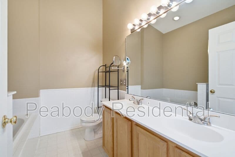 Sterling House: 46670 Cavendish Sq