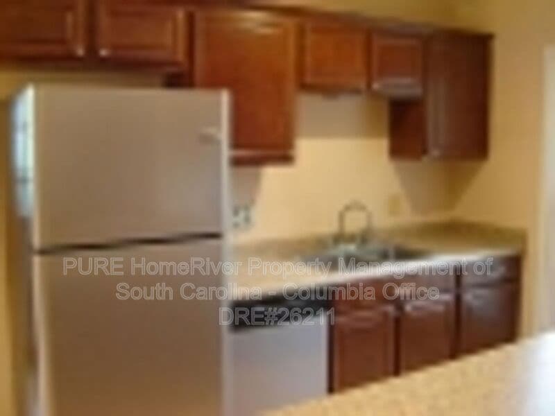 Columbia House: 109 Whitwood Circle