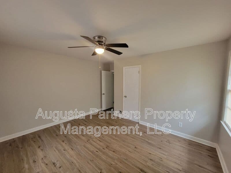 Augusta House: 2441 Dickey Rd