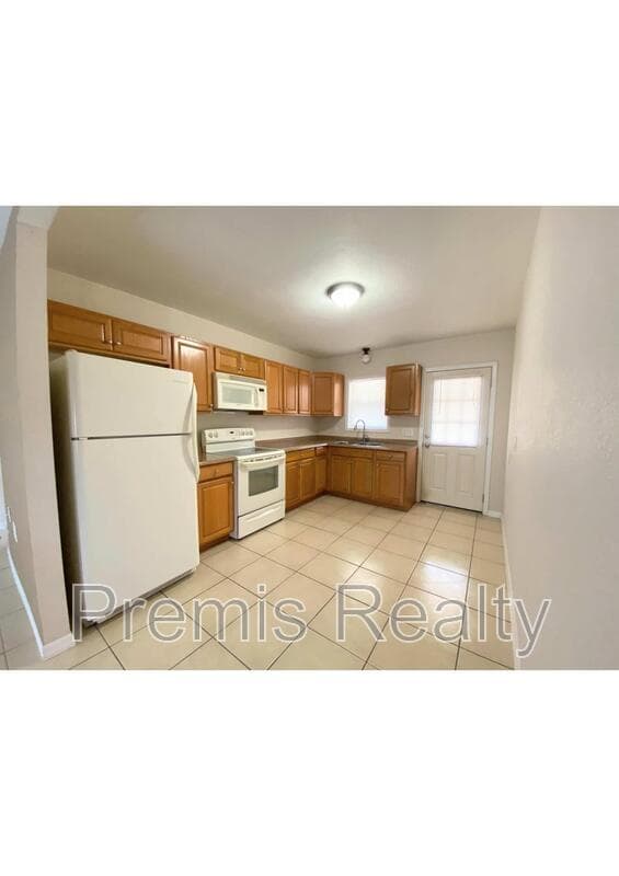 Clearwater House: 1416 Druid Road