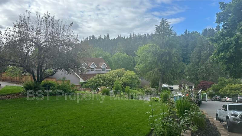 West Linn House: 25130 Rancho Lobo Court