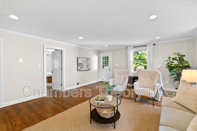 Falls Church House: 3318 Holloman Rd.