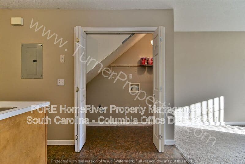 Columbia House: 3800 Plowden Rd