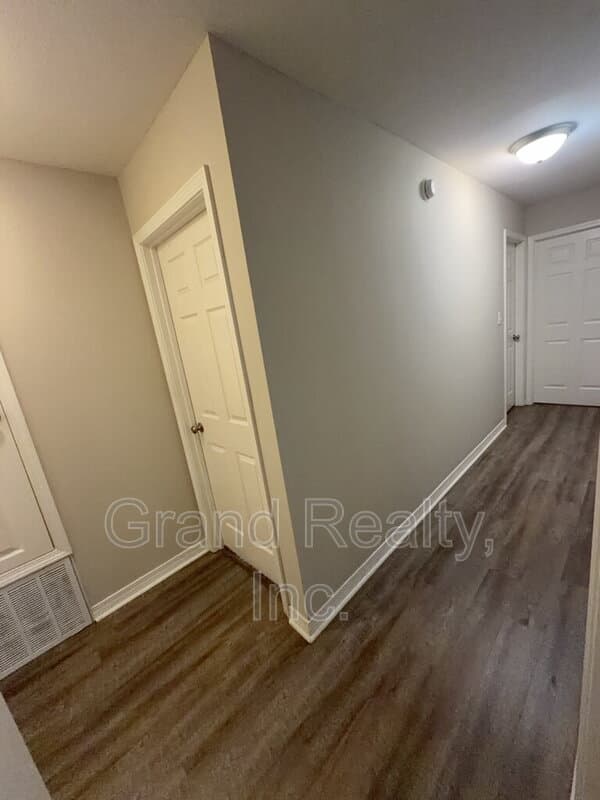 Milton House: 6464 Outer Drive