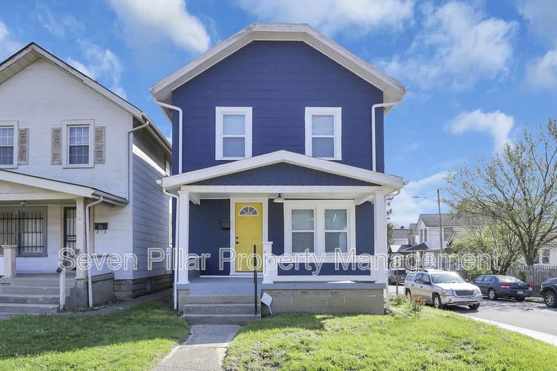 Columbus House: 522 Ryan Ave