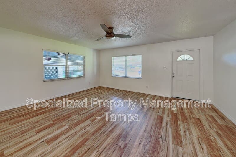 Tampa House: 311 W Fern St