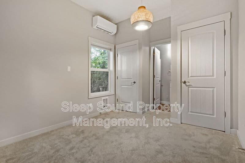 Portland House: 1802 SW Evans St