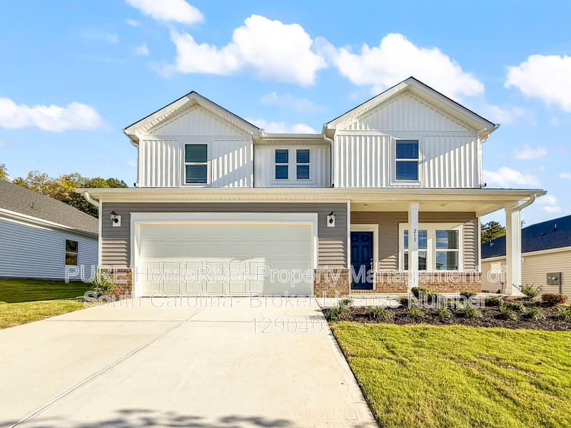 Spartanburg House: 213 Moretz Pl