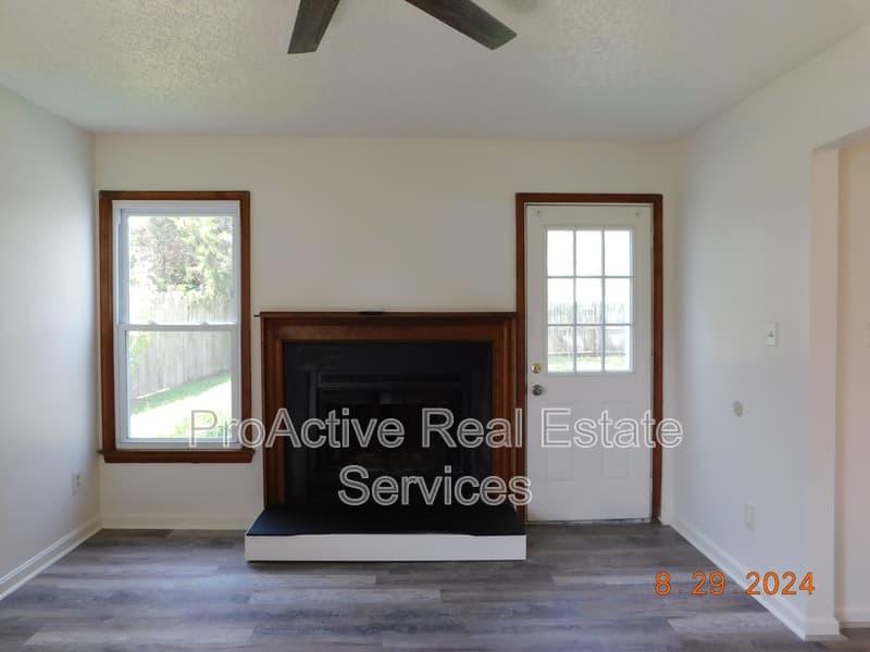 Virginia Beach House: 1461 Thamesford Dr.