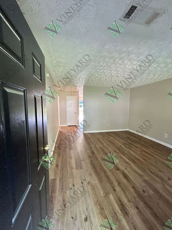Marietta Condo: 166 Kimberly Way SW
