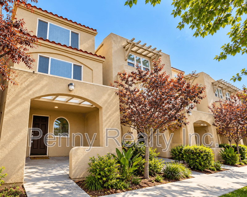 San Diego House: 4820 Charles Lewis Way
