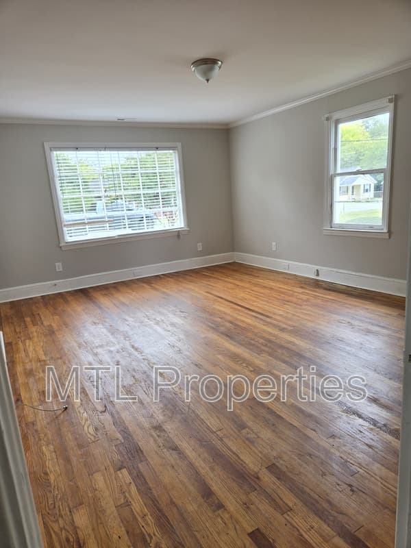 Rock Hill House: 1036 Williams Street