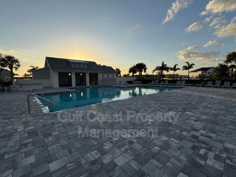 sarasota House: 1908 Swivel Lane