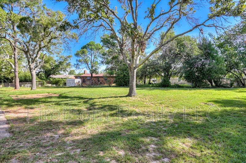 Augusta House: 2833 Glenn Hills Circle