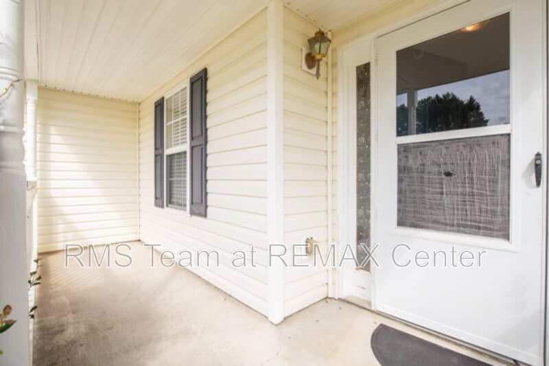 Dacula House: 2510 Fort Daniels Dr