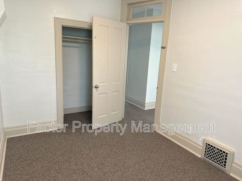 Mankato Condo: 210 S. 4th