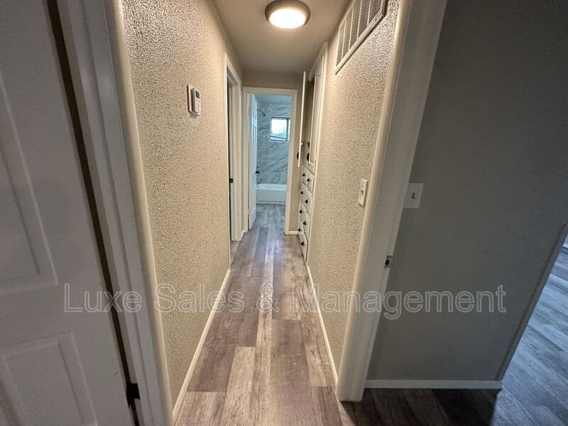 Oklahoma Ctiy House: 1020 SW 57th Street