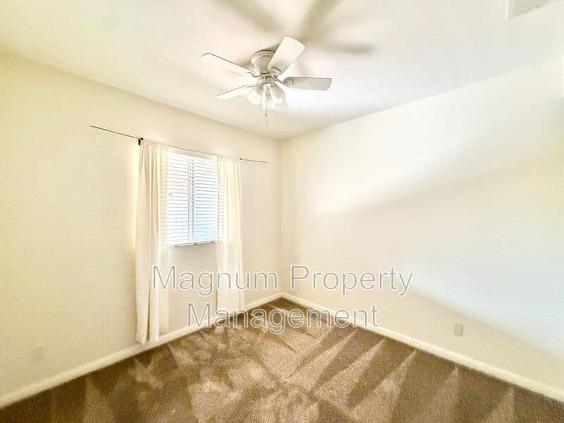 Menifee House: 33205 Gypsum St