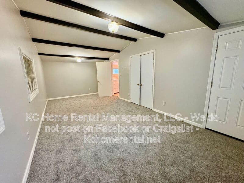 Kansas City House: 2817 West 41st Avenue