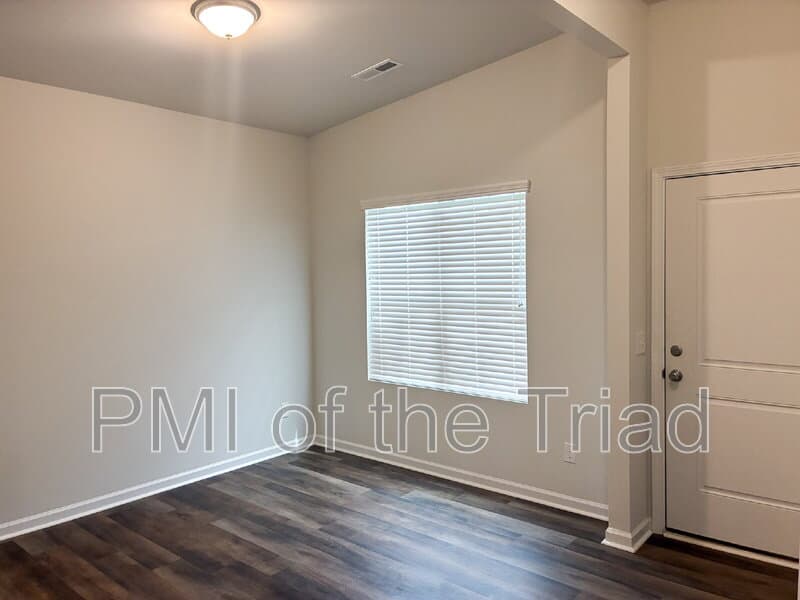 Winston Salem House: 448 Infinity Cir