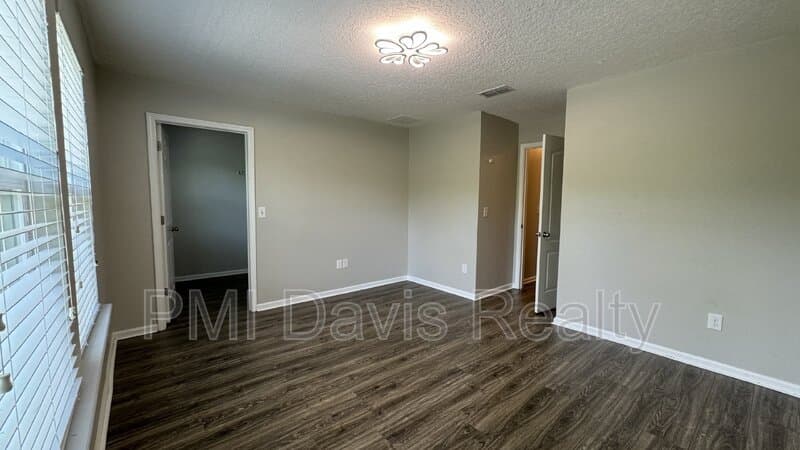 Fleming Island House: 2444 Raptor Rd