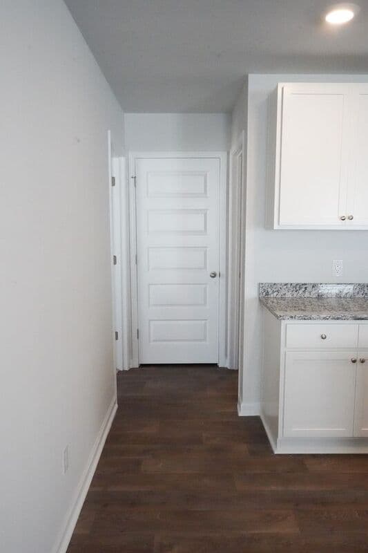 Bloomingdale House: 416 Coconut Drive