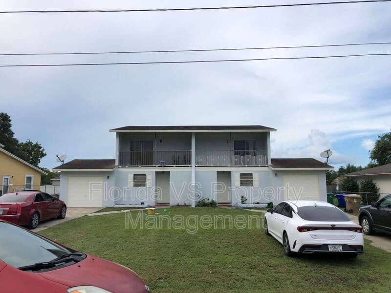 Kissimmee Condo: 800 Lucaya Dr.
