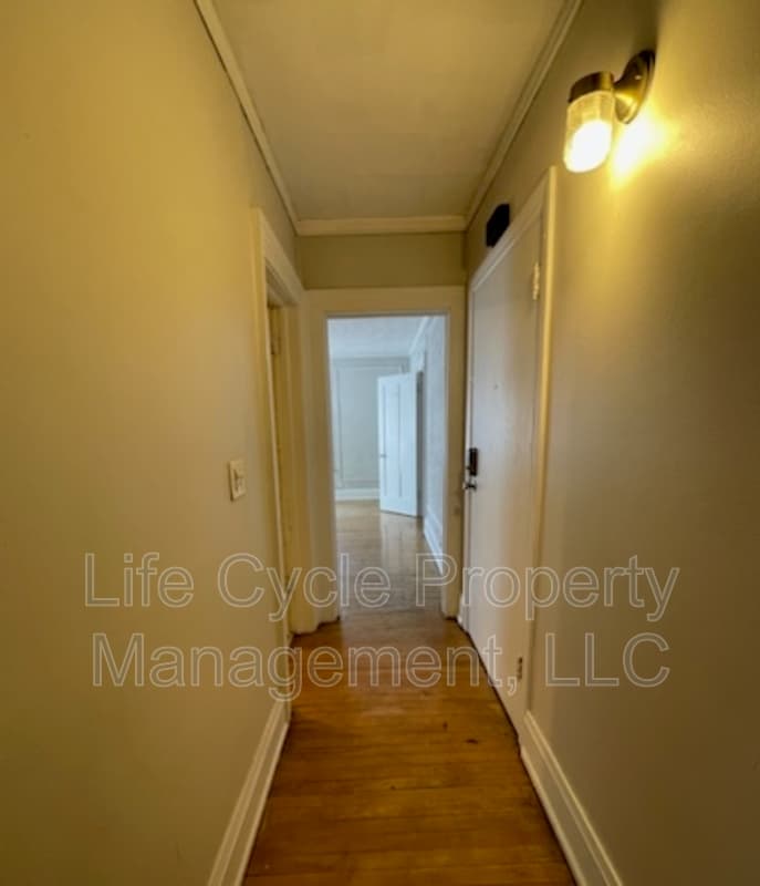 Grand Rapids Condo: 548 Fulton Street East - 3