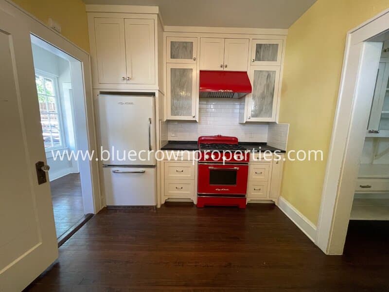 Dallas House: 5521 Richmond Ave