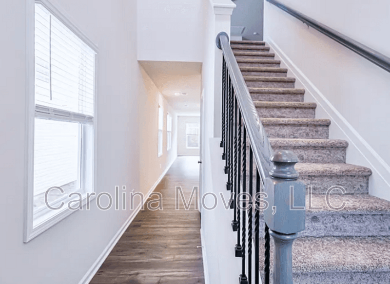 Boiling Springs House: 905 Bryden Lane