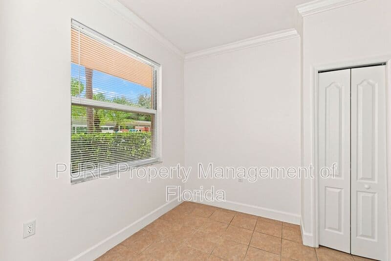 Fort Myers House: 19760 Osprey Cove Blvd