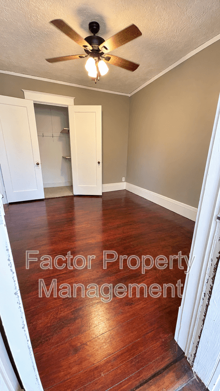 Mankato House: 118 Parsons St
