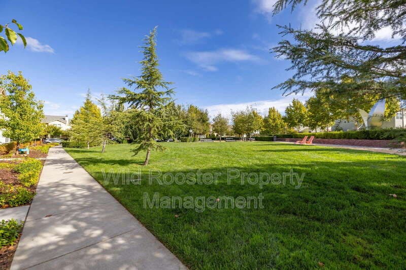 Sacramento House: 3500 Forney Way
