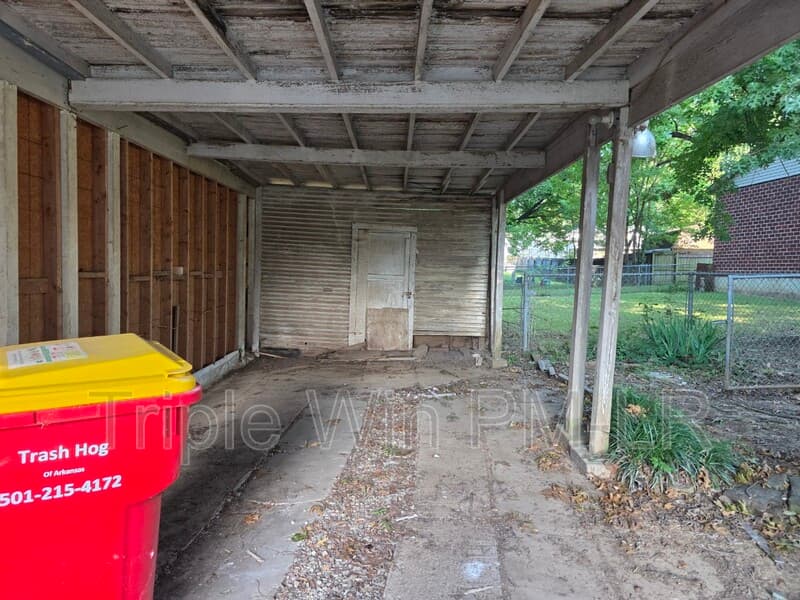 Morrilton House: 609 North Morril Street