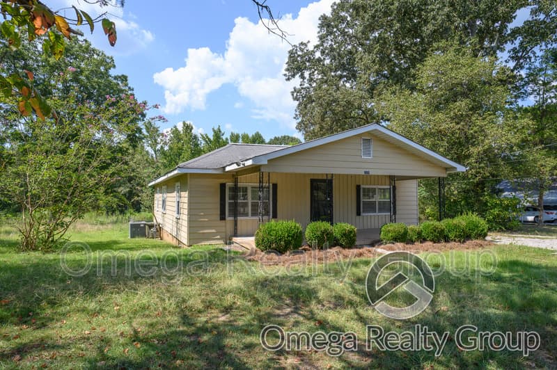 Mount Olive House: 2575 Mount Olive Rd