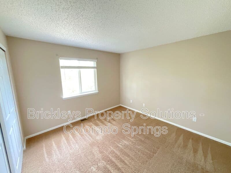 Colorado Springs House: 6160 Jaffee Ct