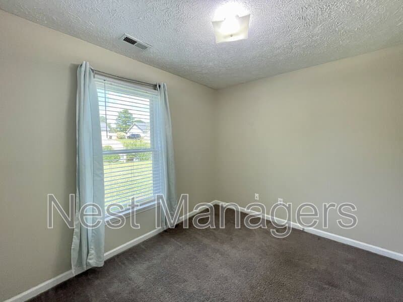 Spring Lake House: 85 Woodwind Dr